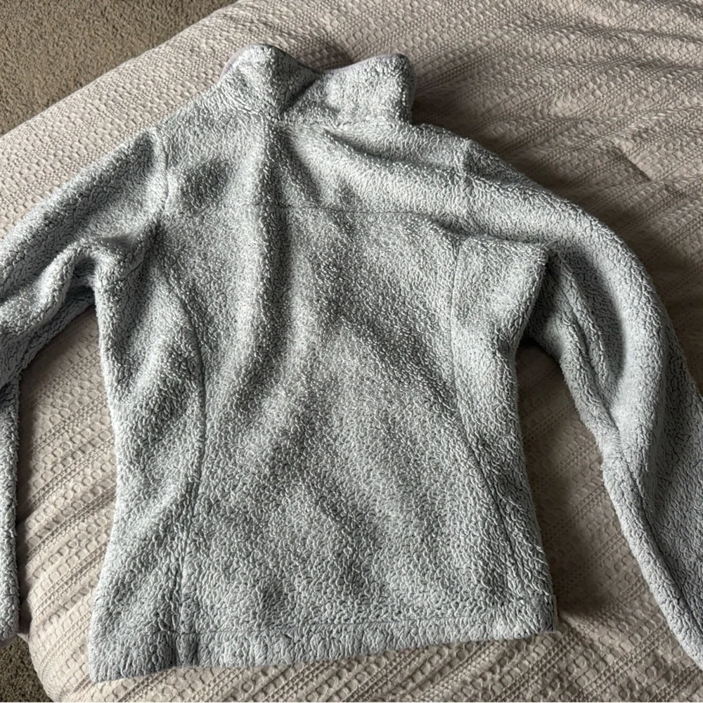 Columbia Women's Light Gray Teddy Jacket
